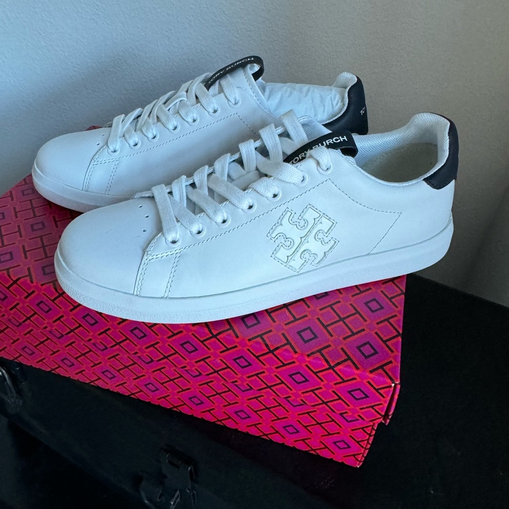 Tory Burch White Sneakers Size 6